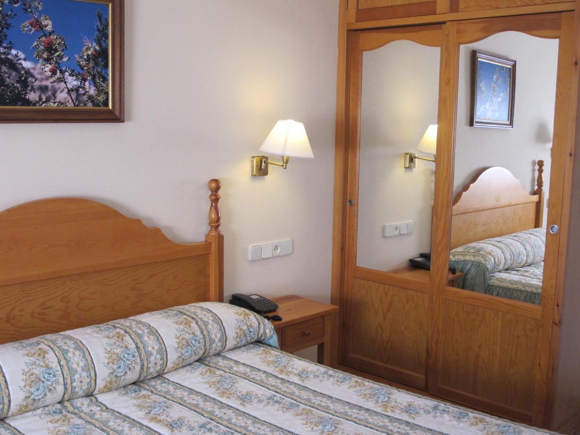 Hotel Turmo Labuerda Eksteriør billede